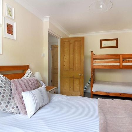 2 Cobb View Apartamento Lyme Regis Exterior foto